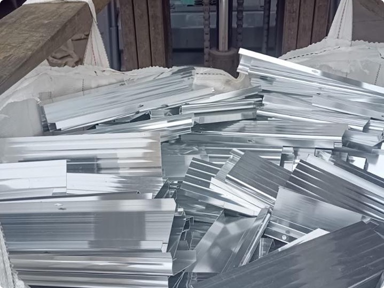 Materiais de Alumínio