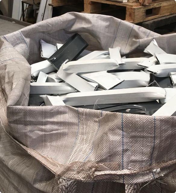 Fênix Resíduos Metálicos - Perfil de Alumínio